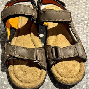 Croft & Barrow Mens Brown Sandals Size 13M Memory Foam Comfort Adjustable Keel